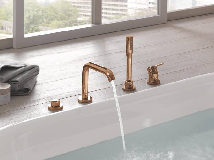 GROHE 19578DA1 Essence+ Смеситель для ванны на 4 отверстия. Фото